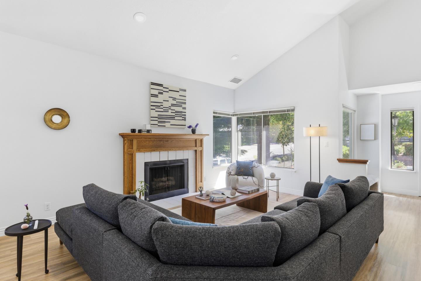 1669 Geary Road