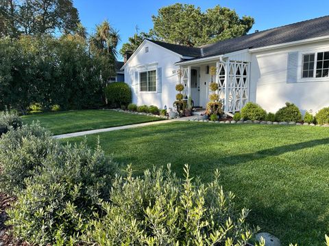 Photo of 501 Bradley Avenue, SAN JOSE, CA 95128 (MLS # ML82044847)
