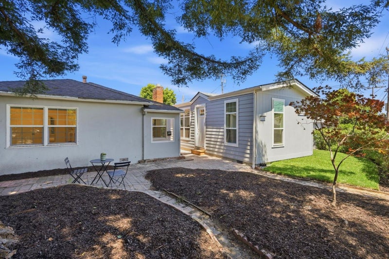 1102-1104 Palm Avenue