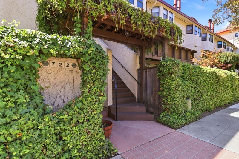 722 Ramona Street