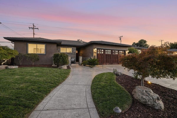 205 GREGG DR, LOS GATOS, CA 95032 - Image 7ff01d9c3d5f17c347f97cd560a62e5d/3738435054