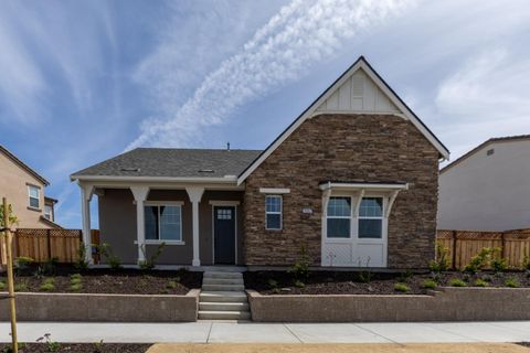 Photo of 3052 El Capitan Drive, MARINA, CA 93933 (MLS # ML82043685)