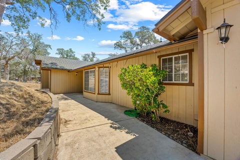 Tiny photo for 30159 Horseshoe Drive, Coarsegold, CA 93614 (MLS # ML82052431)
