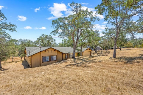 Tiny photo for 30159 Horseshoe Drive, Coarsegold, CA 93614 (MLS # ML82052431)