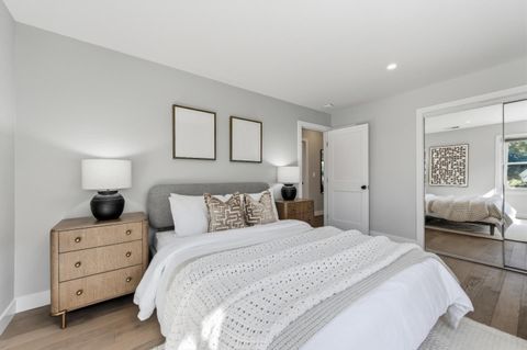 Tiny photo for 848 15th Avenue, MENLO PARK, CA 94025 (MLS # ML82024595)