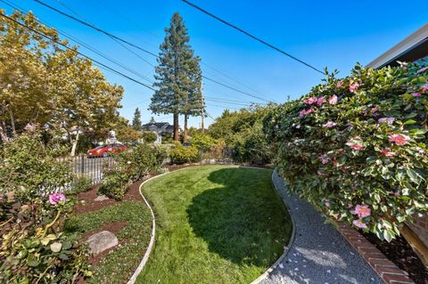 Tiny photo for 848 15th Avenue, MENLO PARK, CA 94025 (MLS # ML82024595)