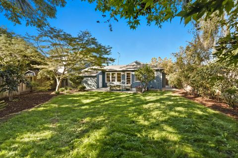 Tiny photo for 848 15th Avenue, MENLO PARK, CA 94025 (MLS # ML82024595)