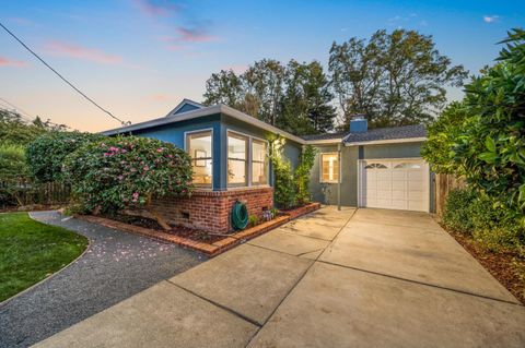 Tiny photo for 848 15th Avenue, MENLO PARK, CA 94025 (MLS # ML82024595)