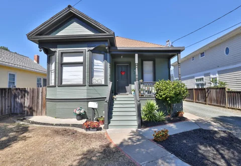 MLS: ML82063910