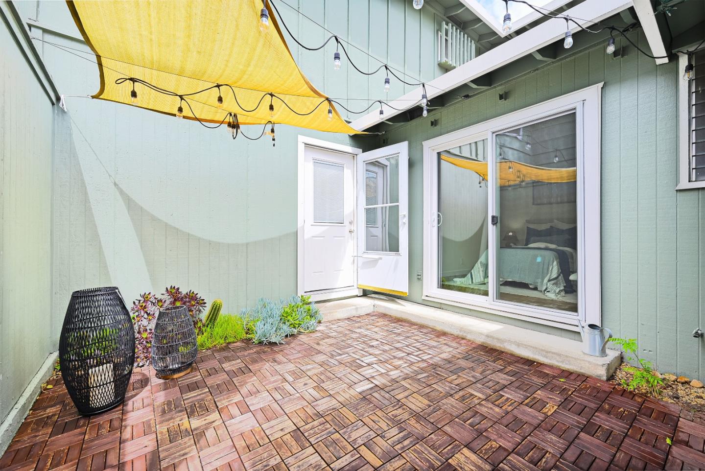 1506 Canna Court
