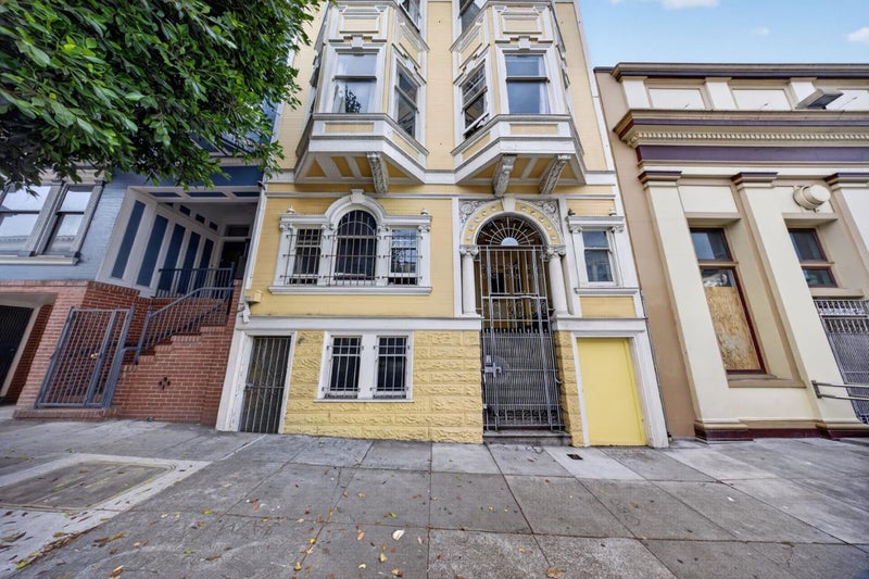 21 Belvedere Street
