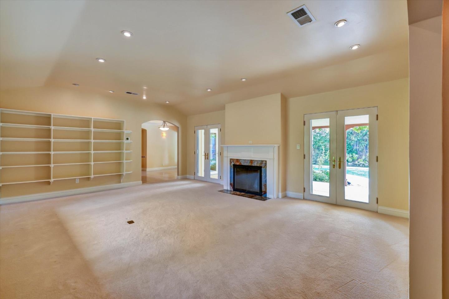 17618 San Benito Way