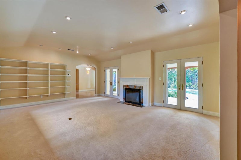 17618 San Benito Way