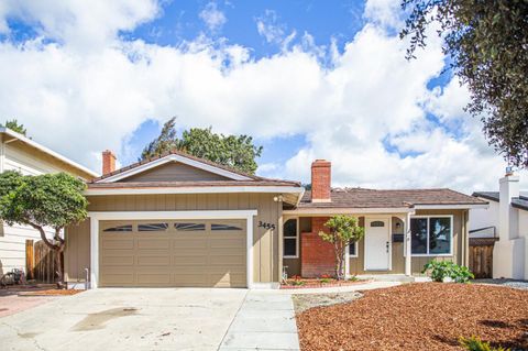 Photo of 3455 Sagewood Lane, SAN JOSE, CA 95132 (MLS # ML82037402)