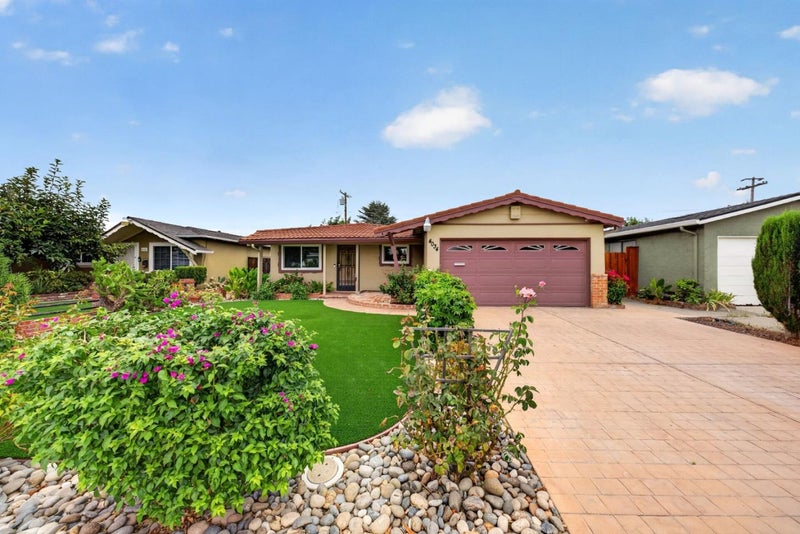4034 Ezie Street