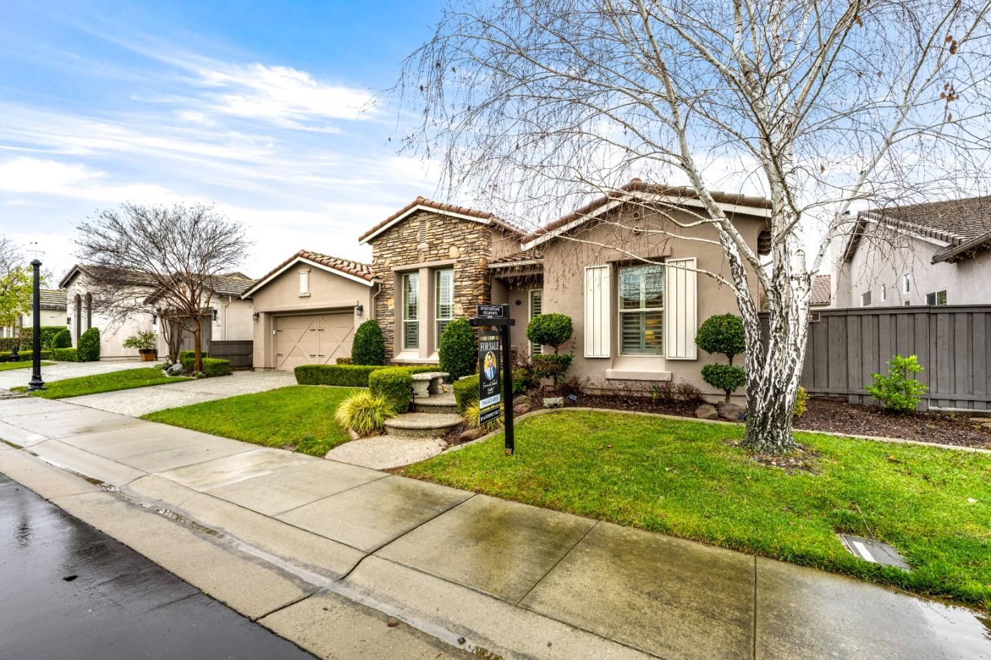 5723 Grassington Lane