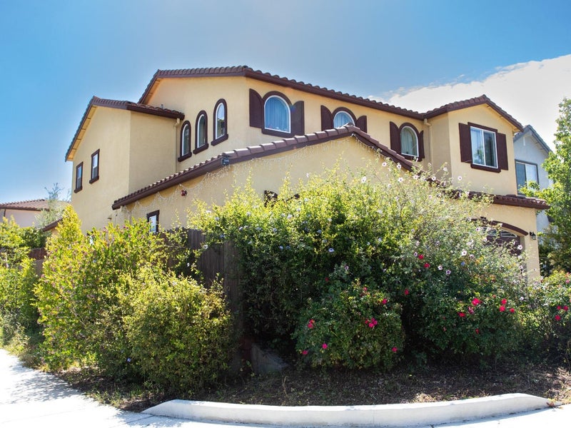 1011 El Cerro Drive