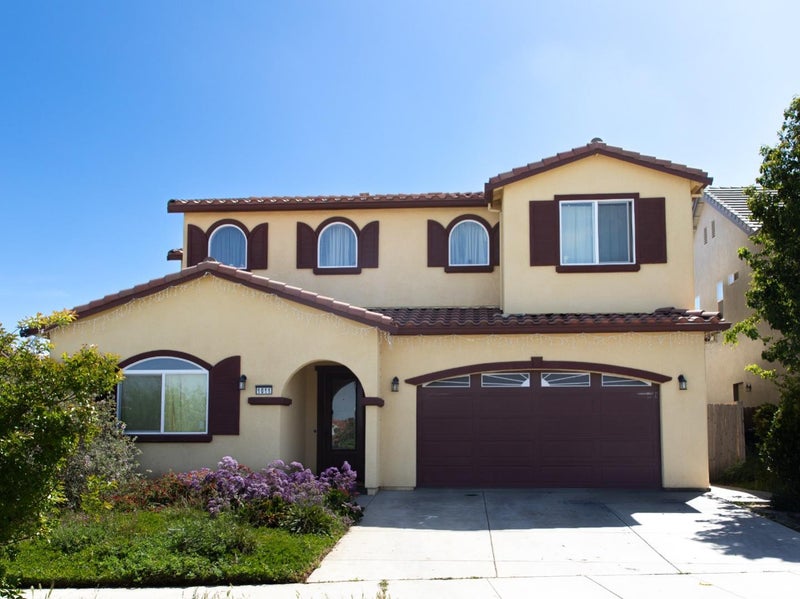 1011 El Cerro Drive