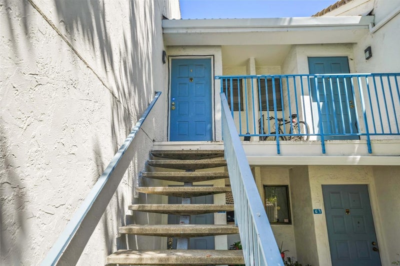 1055 North Capitol Avenue 66