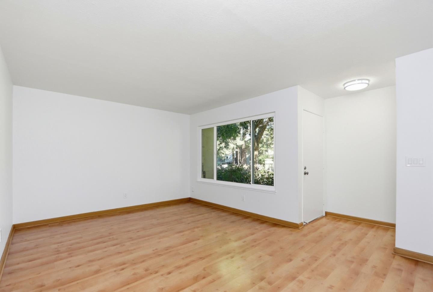 1249 Crescent Terrace