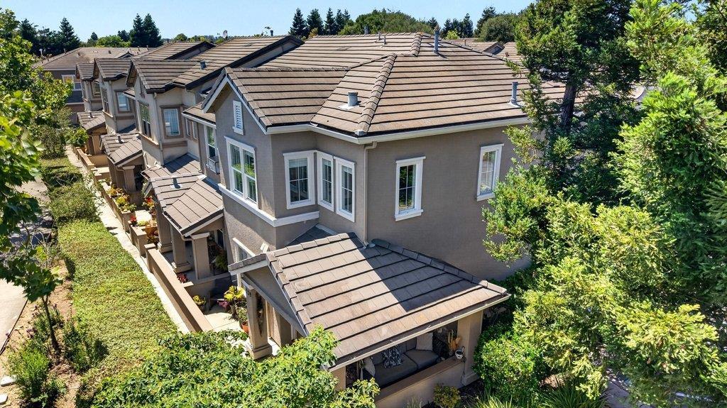 229 Lighthouse Drive