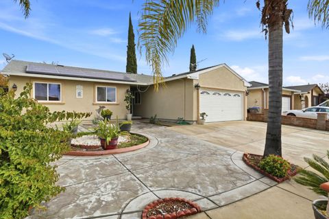Tiny photo for 2030 Flintbury Court, SAN JOSE, CA 95148 (MLS # ML82029854)