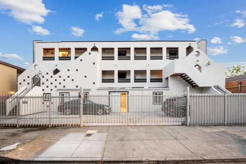 441 Macarthur Boulevard Unit 4, Oakland, CA 94609 - #: ML82002287