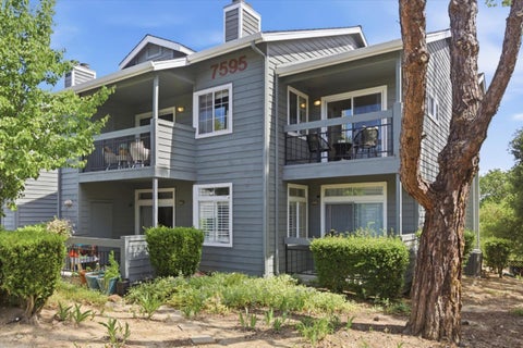 Photo of 7595 Canyon Meadow Circle #H, PLEASANTON, CA 94588 (MLS # ML82053642)