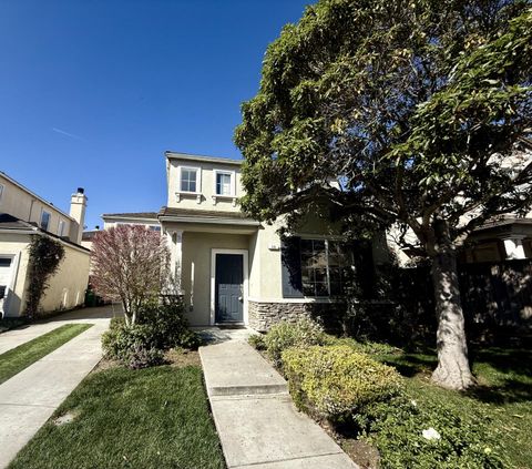 Photo of 56 Vista Verde Circle, WATSONVILLE, CA 95076 (MLS # ML82036823)