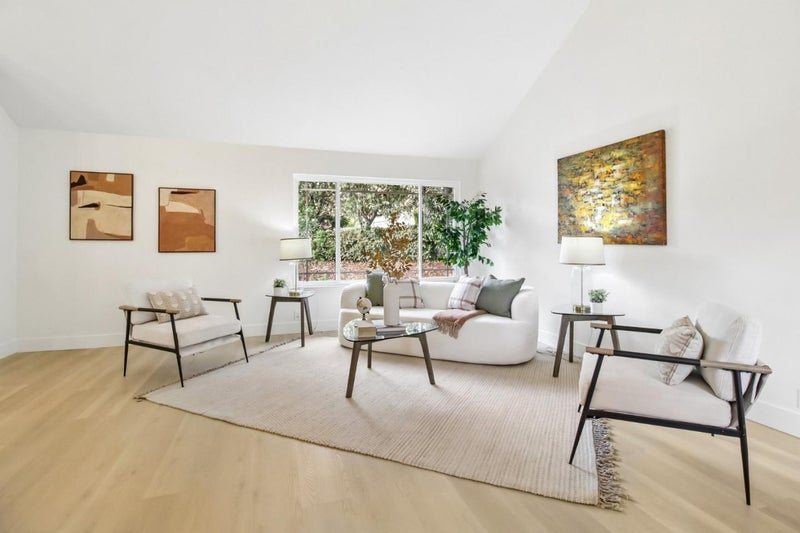6558 Gardenoak Court