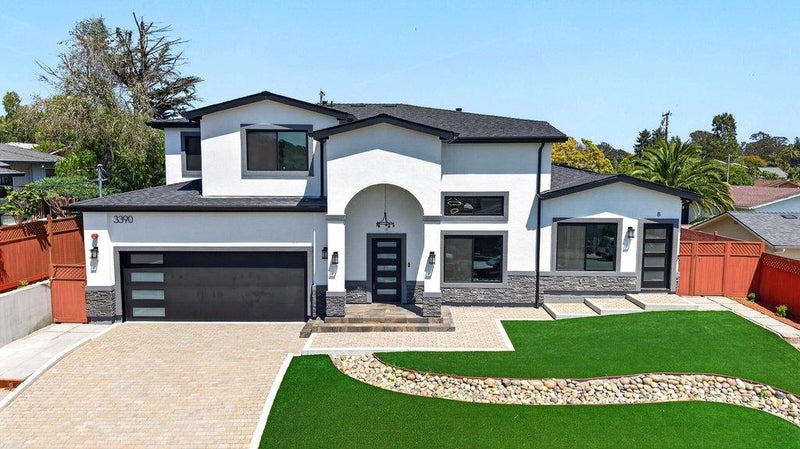 3390 Lillian Way