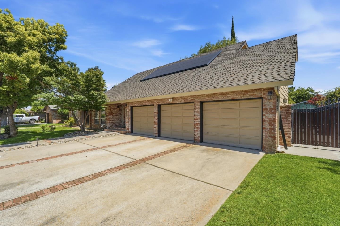 3712 Drakeshire Drive