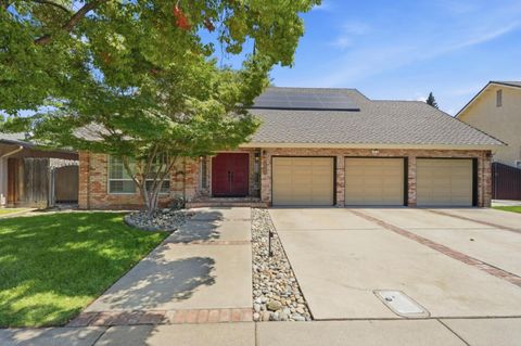 3712 Drakeshire Drive MODESTO CA 95356