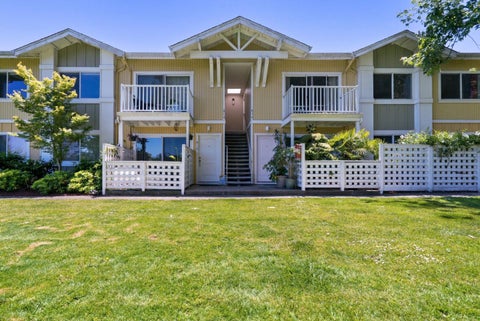Photo of 755 14th Avenue #814, SANTA CRUZ, CA 95062 (MLS # ML82050095)