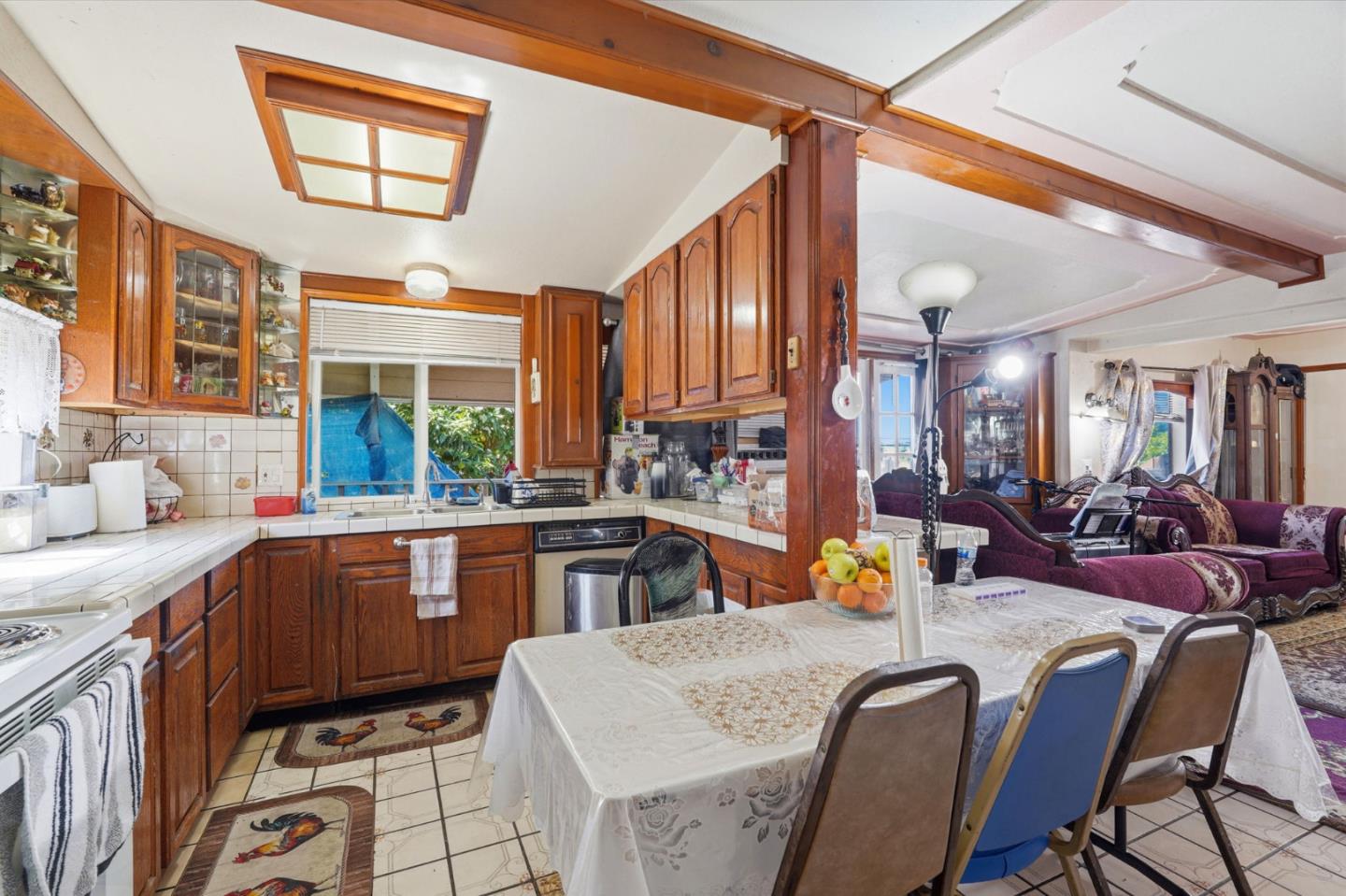 10128 Clayton Road