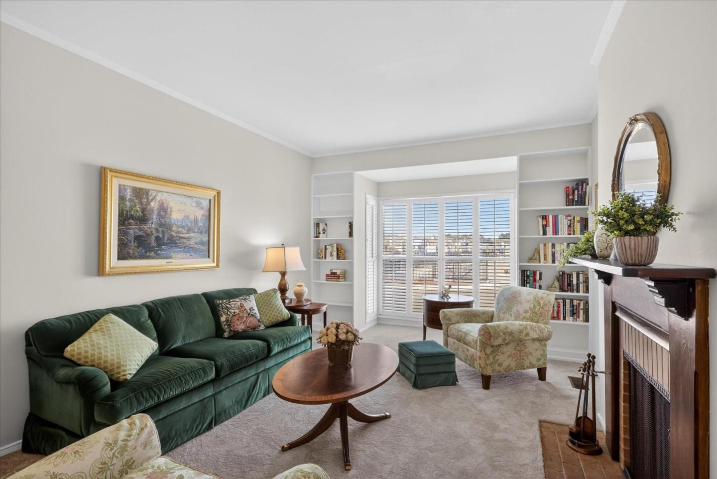 95 Lake Vista Avenue