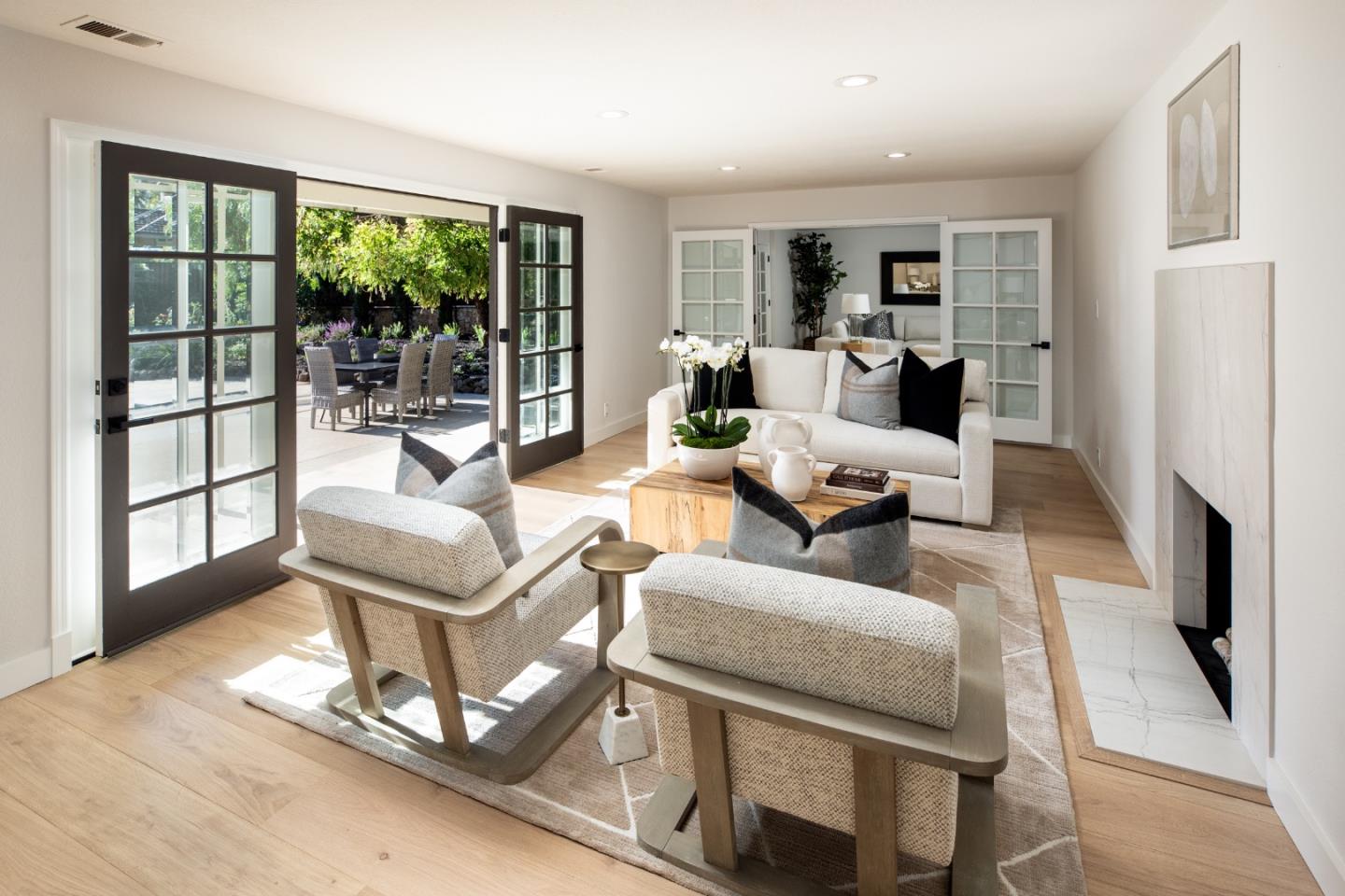 5349 Beechwood Lane