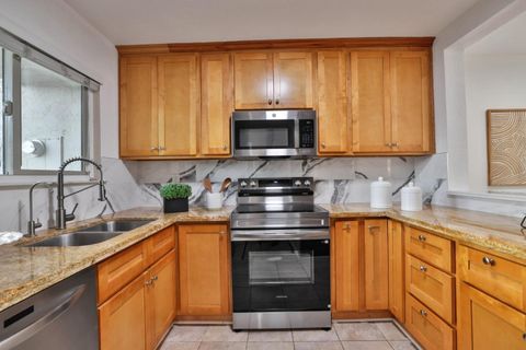 Tiny photo for 275 Chynoweth Avenue, SAN JOSE, CA 95136 (MLS # ML82035896)