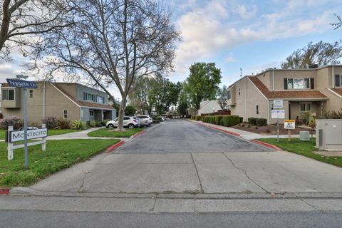 Tiny photo for 275 Chynoweth Avenue, SAN JOSE, CA 95136 (MLS # ML82035896)