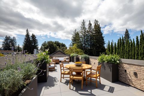 Tiny photo for 160 Waverley Street, PALO ALTO, CA 94301 (MLS # ML82021690)