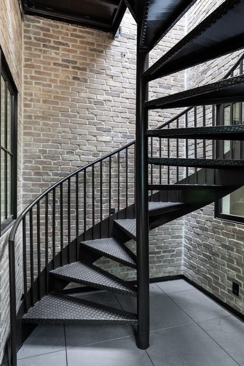 Tiny photo for 160 Waverley Street, PALO ALTO, CA 94301 (MLS # ML82021690)