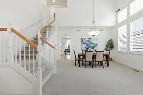 Tiny photo for 160 Trimble Court, GILROY, CA 95020 (MLS # ML82022591)