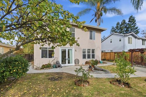 Tiny photo for 160 Trimble Court, GILROY, CA 95020 (MLS # ML82022591)