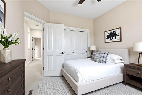 Tiny photo for 160 Trimble Court, GILROY, CA 95020 (MLS # ML82022591)