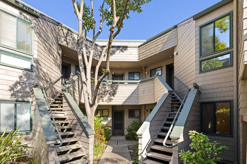 46 Pelican Lane