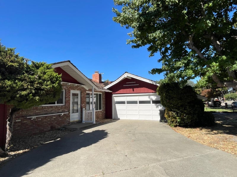 1533 Santa Inez Drive