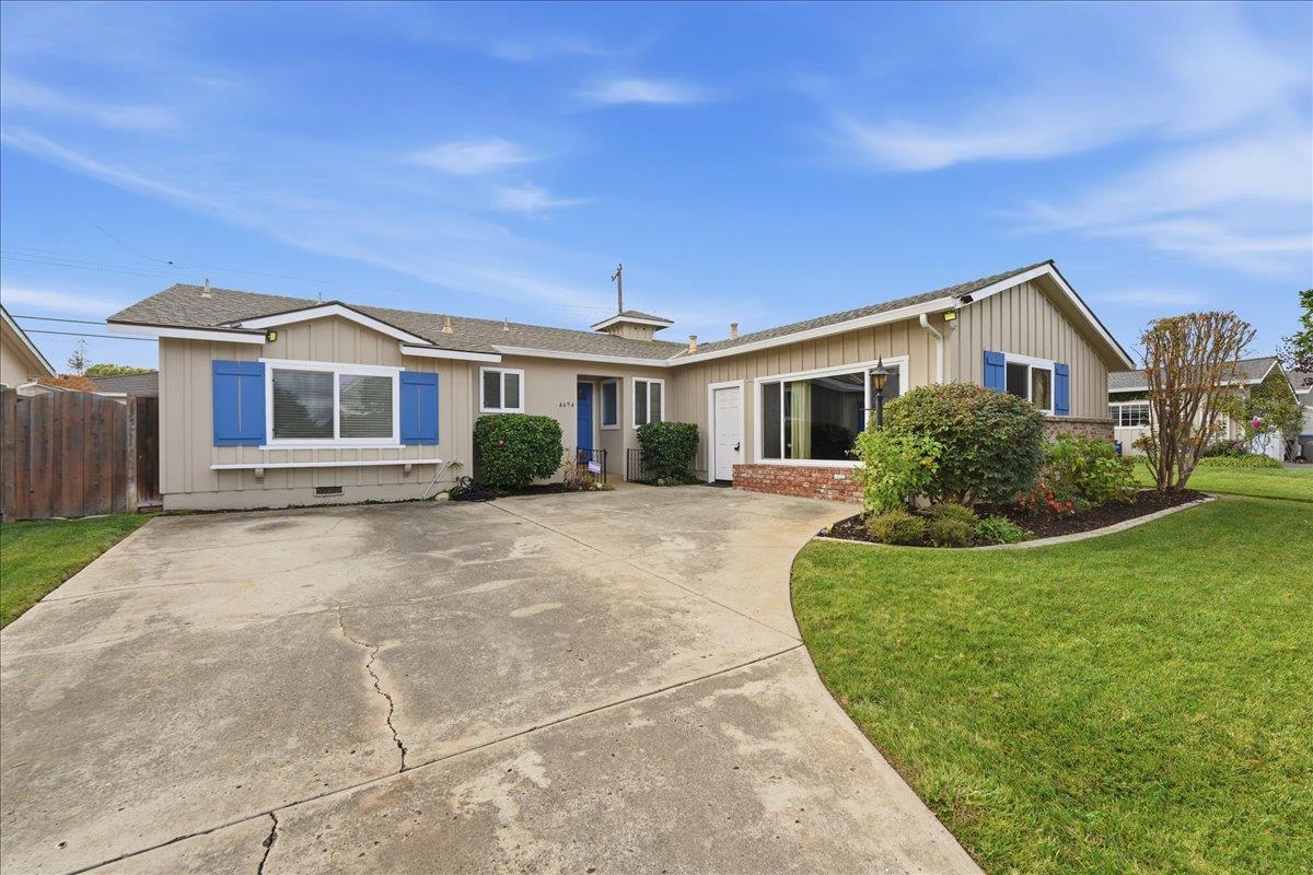 4694 Strawberry Park Drive