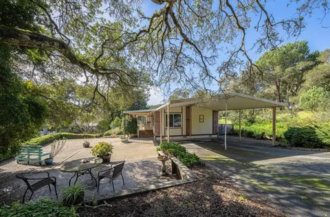 17581 Pond-Derosa Unit 17581\/3, Prunedale, CA 93907 - #: ML81995580