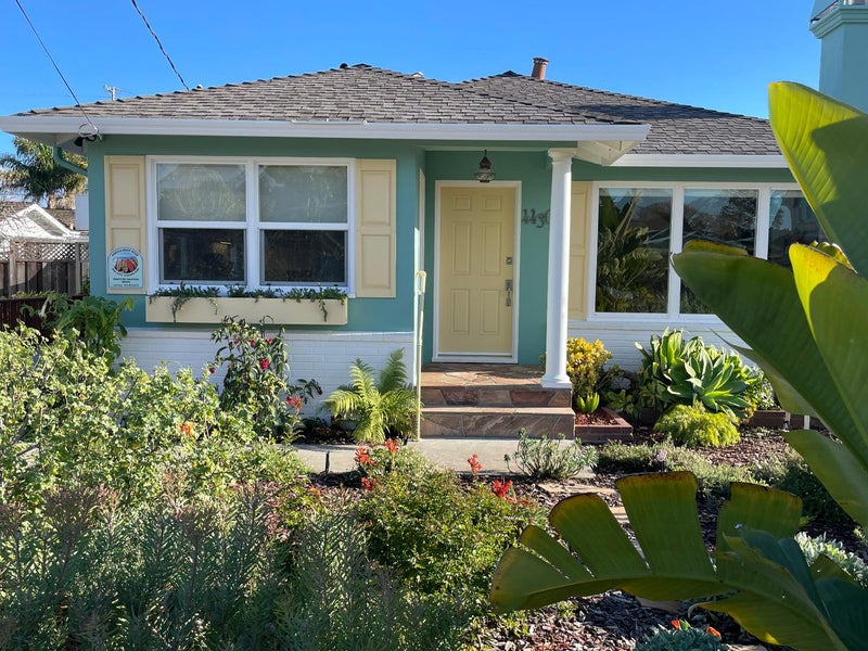 4430 Portola Drive