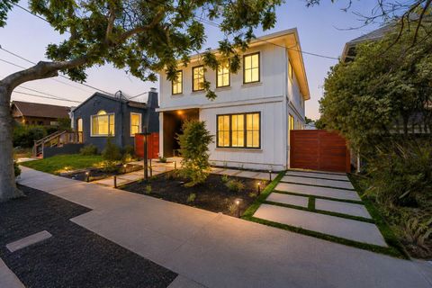 Photo of 2753 Mathews Street, BERKELEY, CA 94702 (MLS # ML82048116)